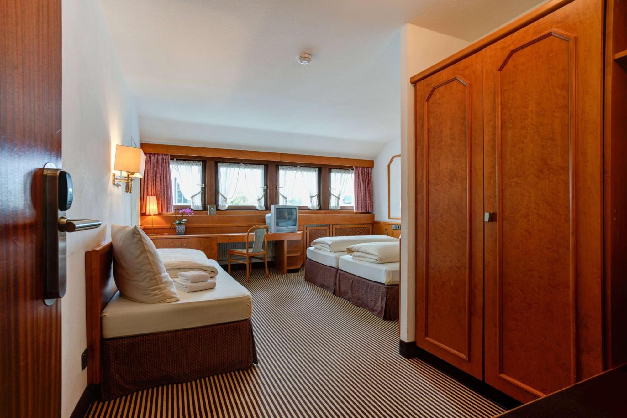 Centro Hotel Stern Ulm City, Trademark Collection By Wyndham Экстерьер фото